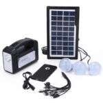 Système solaire avec 3 ampoules ,et chargeur de téléphone